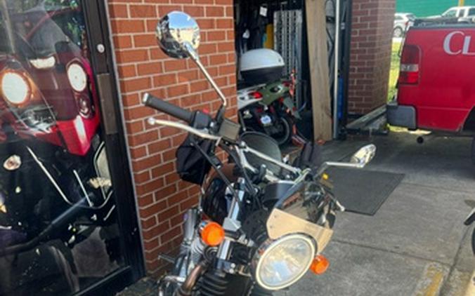 2023 Royal Enfield Twins INT650 Sunset Strip
