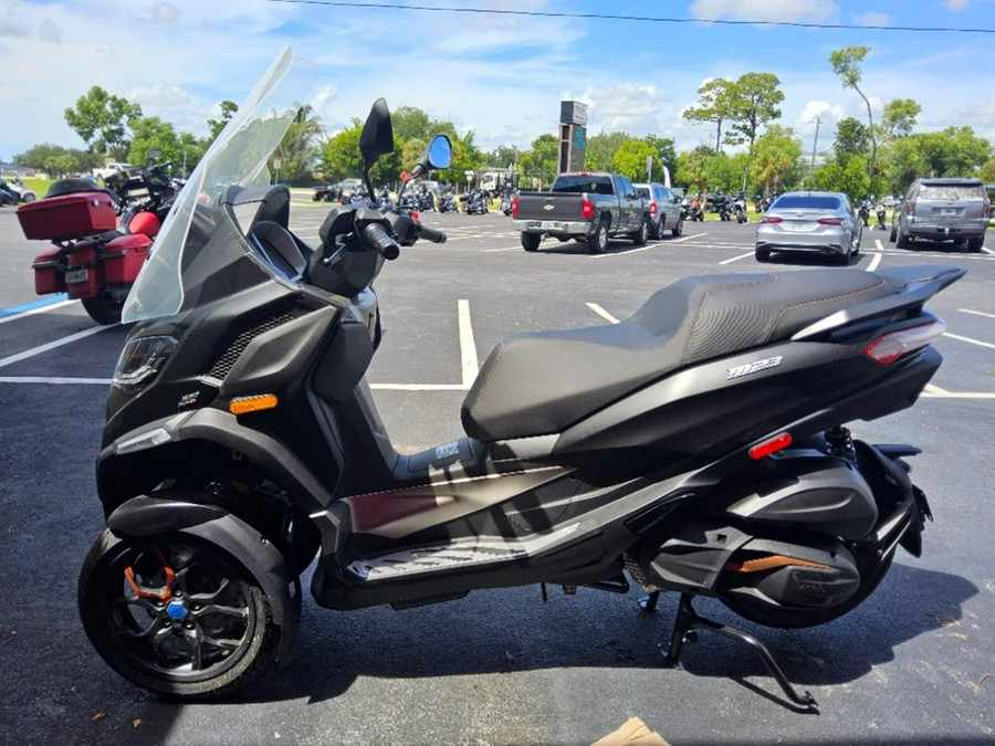 2025 Piaggio MP3 530 Exclusive