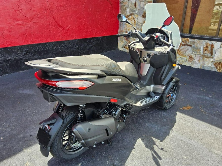 2025 Piaggio MP3 530 Exclusive