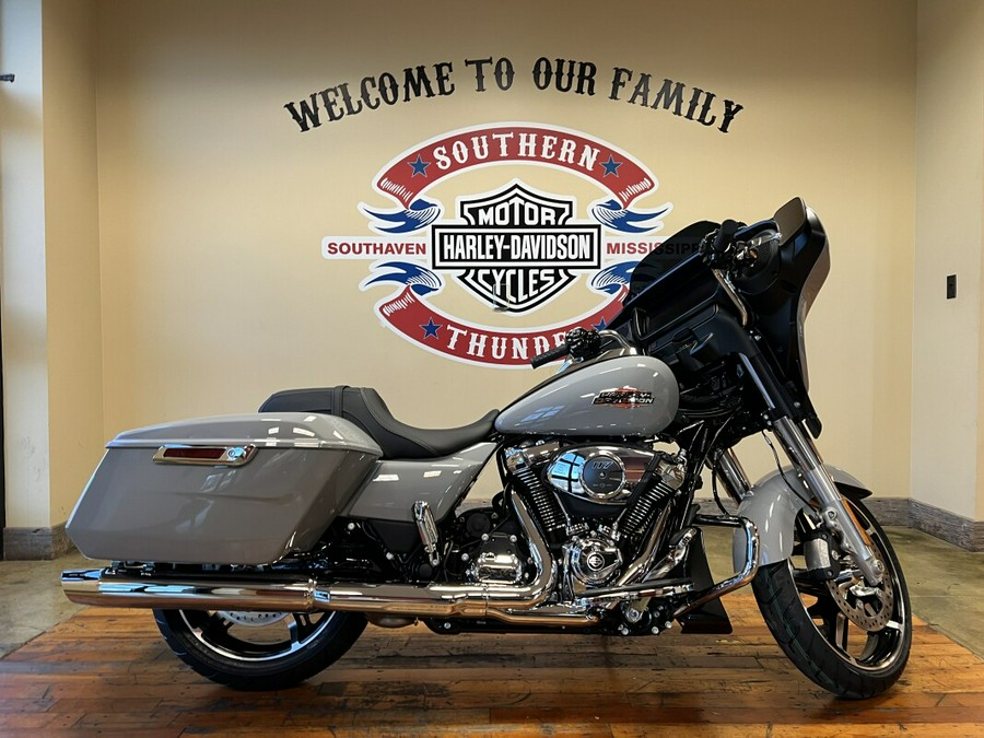 New 2024 Harley-Davidson Street Glide Grand American Touring Motorcycle For Sale Near Memphis, TN