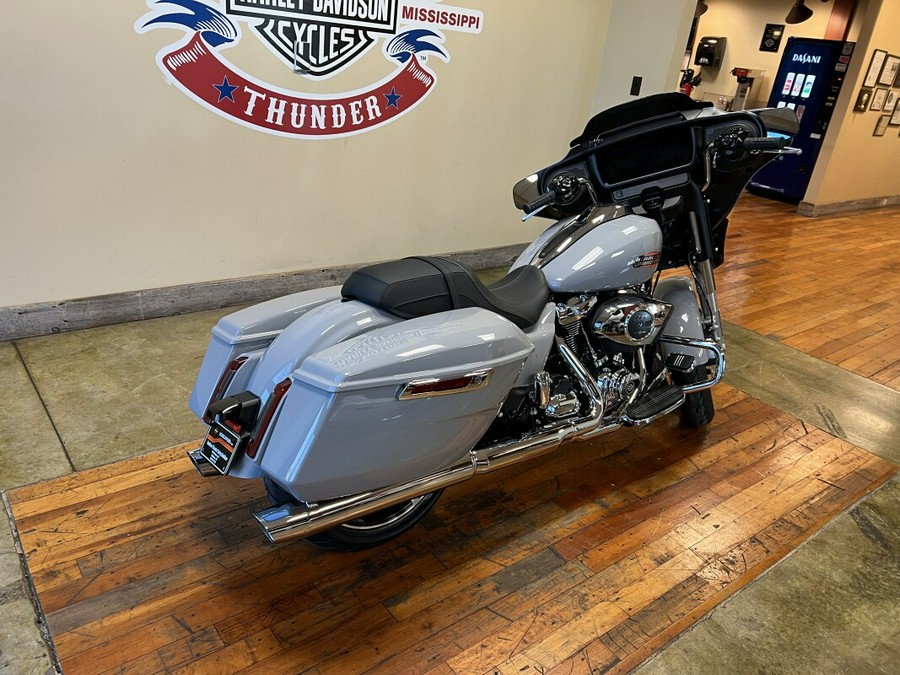 New 2024 Harley-Davidson Street Glide Grand American Touring Motorcycle For Sale Near Memphis, TN