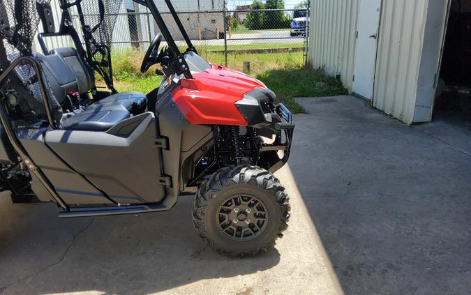 2025 Honda Pioneer 700 Deluxe