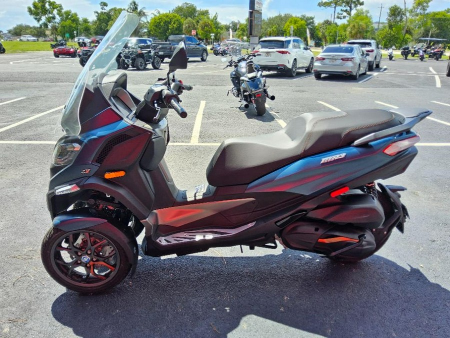 2025 Piaggio MP3 530 Exclusive