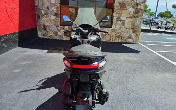 2025 Piaggio MP3 530 Exclusive