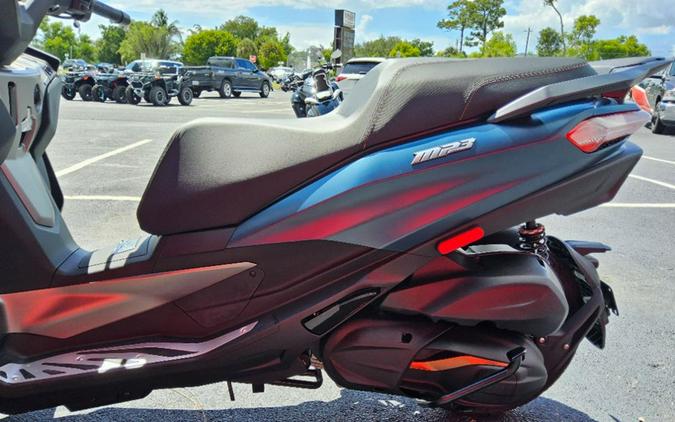2025 Piaggio MP3 530 Exclusive