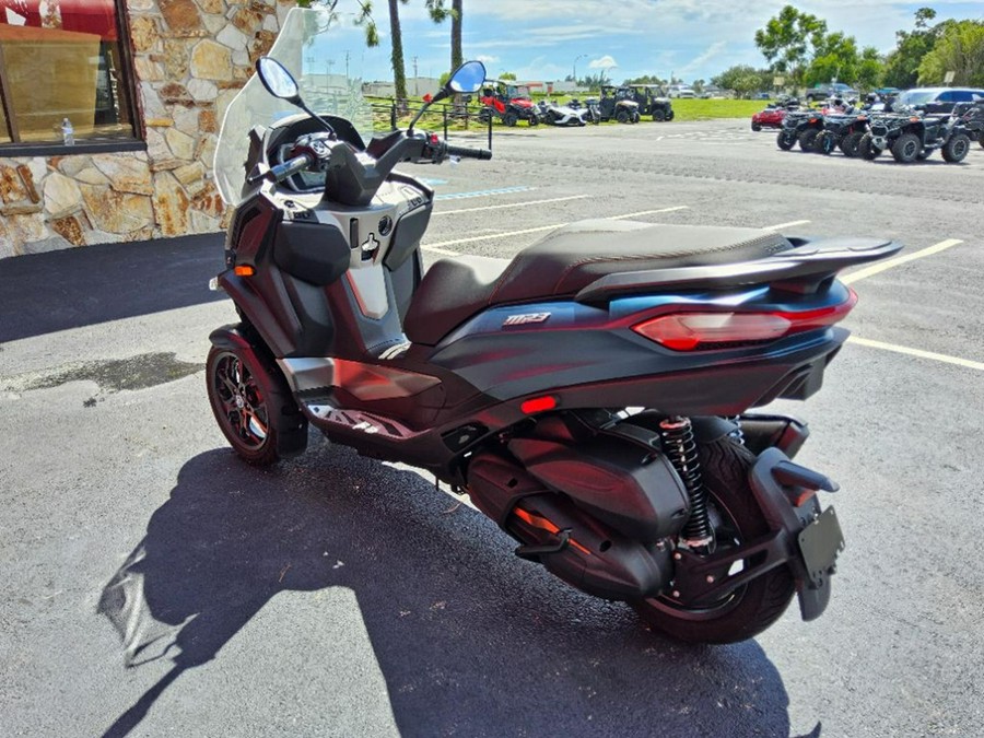 2025 Piaggio MP3 530 Exclusive