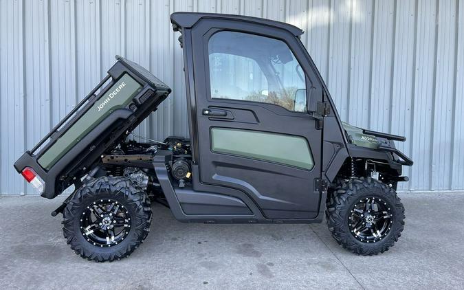 2022 John Deere 3-Passenger Full-Size Crossover Gator™ XUV835R With Deluxe Cab