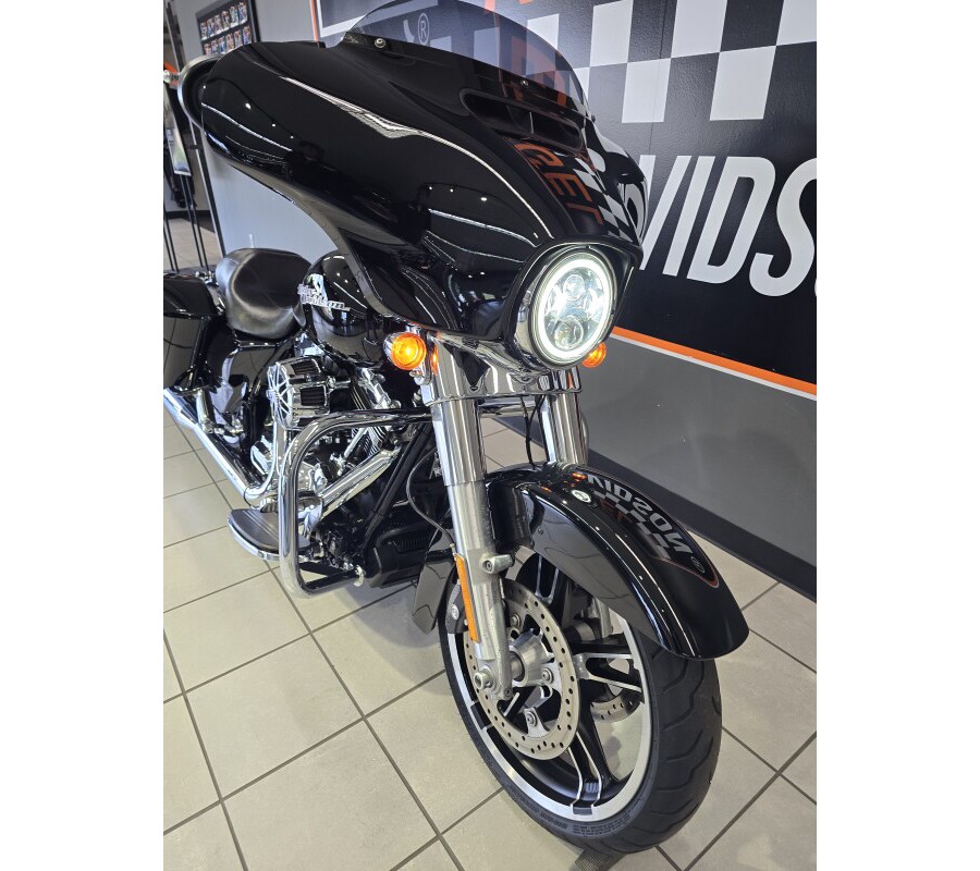 2015 Harley-Davidson Street Glide Vivid Black