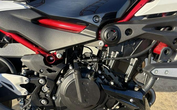 2026 Kawasaki Z500 SE ABS