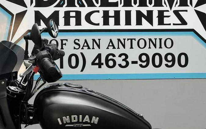 2023 Indian Motorcycle® Sport Chief Black Smoke