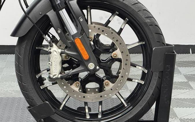 2023 Indian Motorcycle® Sport Chief Black Smoke