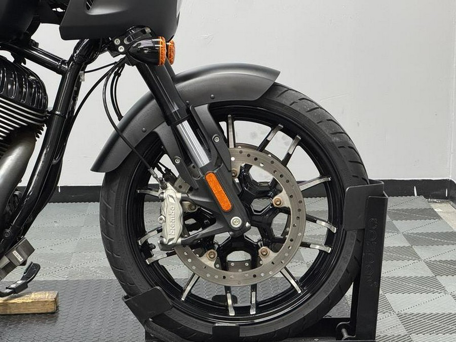 2023 Indian Motorcycle® Sport Chief Black Smoke