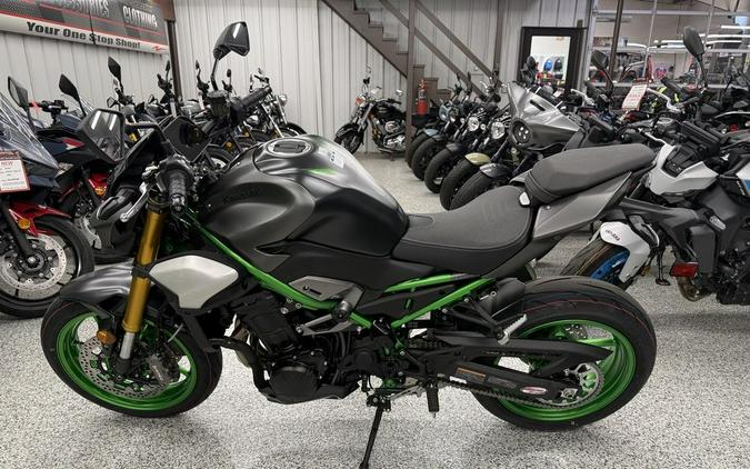 2026 Kawasaki Z900 SE ABS