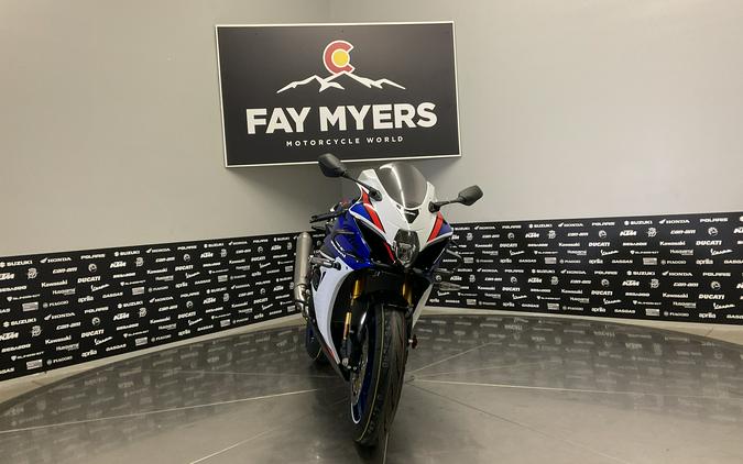 2027 SUZUKI GSX-R1000 R 40TH ANNIVERSARY - 81057S