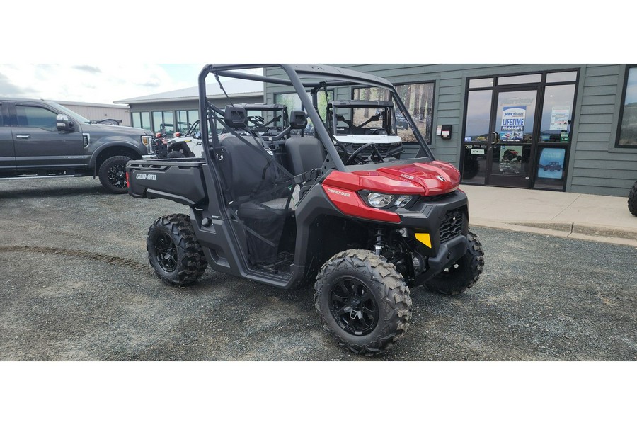 2024 Can-Am DEFENDER DPS HD9