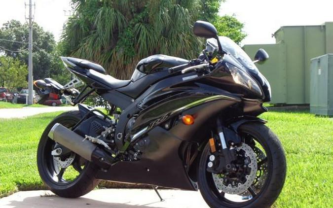 2012 Yamaha YAMAHA R6