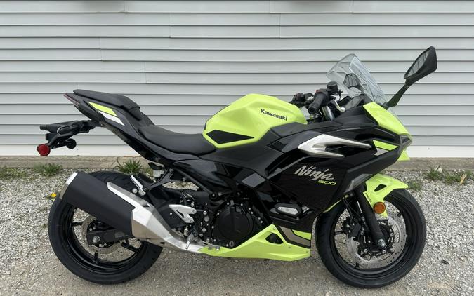 2026 Kawasaki Ninja® 500 ABS