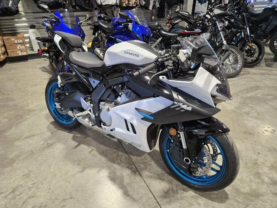 2025 CFMOTO 675SS