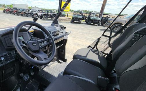 2024 Can-Am DEFENDER MAX XT HD10