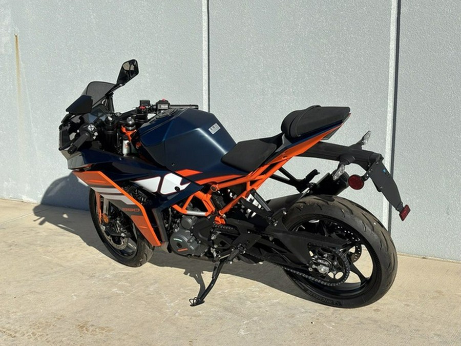 2024 KTM RC 390