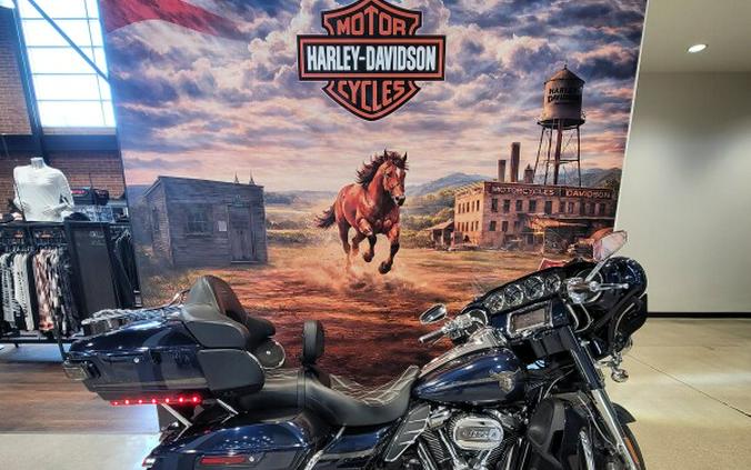 2018 Harley-Davidson 115th Anniversary CVO Limited Odyssey Blue FLHTKSE ANV