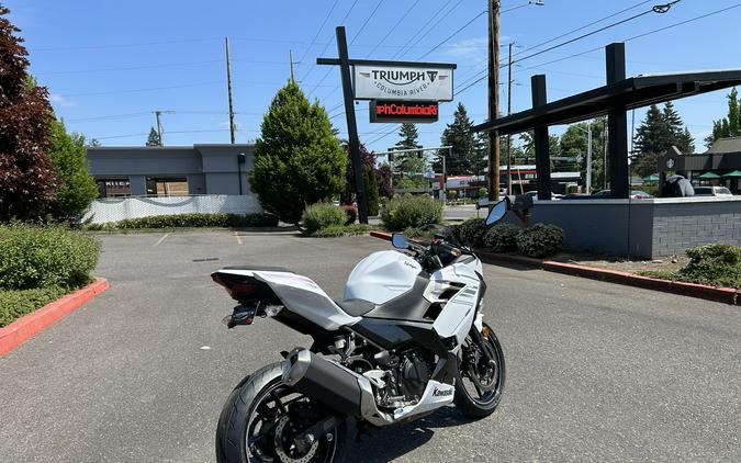 2023 Kawasaki NINJA 400 ABS