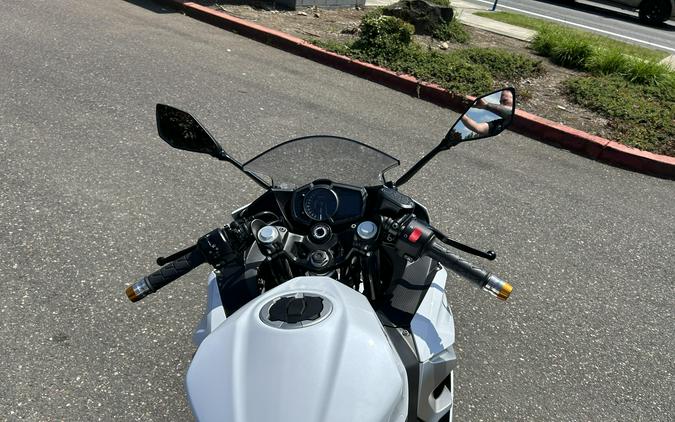 2023 Kawasaki NINJA 400 ABS