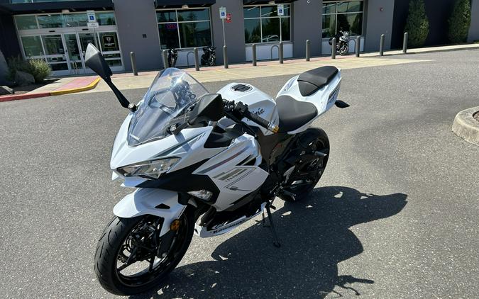 2023 Kawasaki NINJA 400 ABS