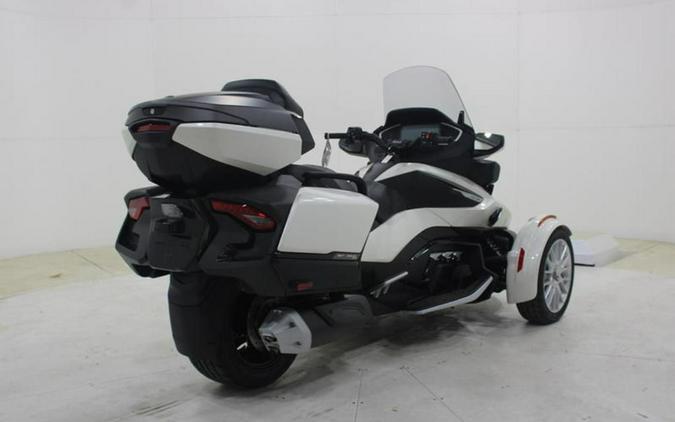 2026 Can-Am® Spyder RT Limited Platine