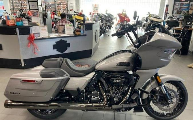 2023 Harley-Davidson® FLTRXSE - CVO™ Road Glide®