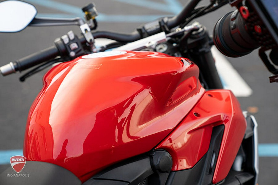 2024 Ducati Streetfighter V2 Red