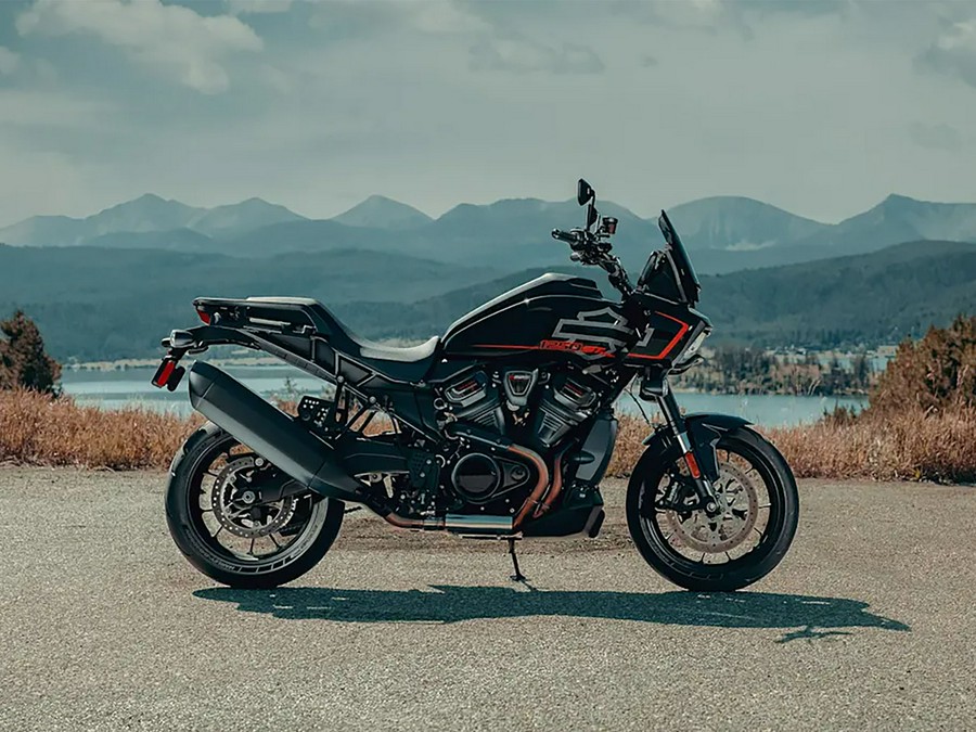 2025 Harley-Davidson Pan America® 1250 ST