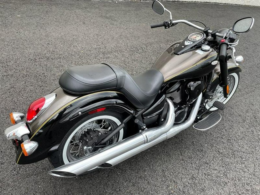 2023 Kawasaki Vulcan® 900 Classic