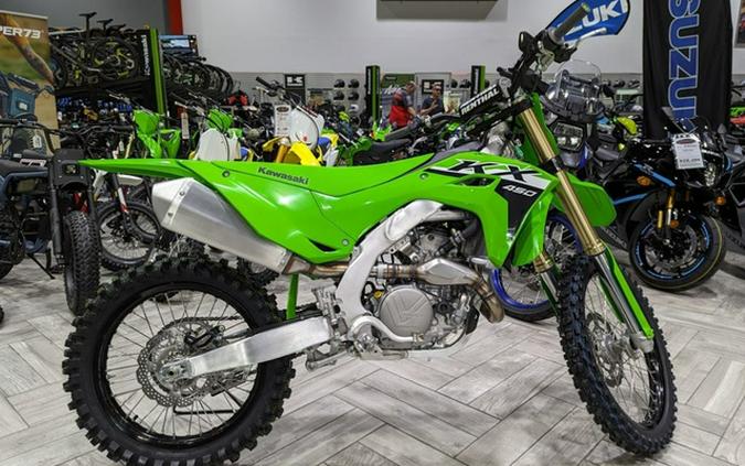 2024 Kawasaki KX450 First Look [9 Fast Facts, Specs, Photos]