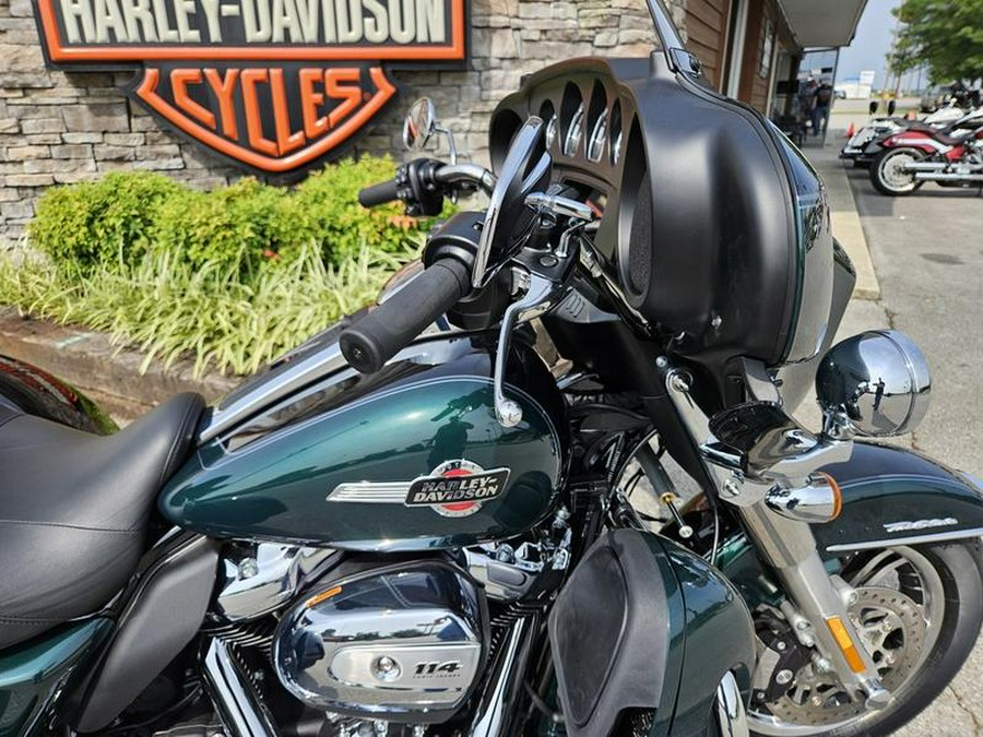 2024 Harley-Davidson® FLHTCUTG - Tri Glide® Ultra