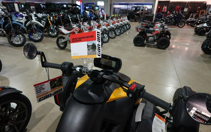 2025 Can-Am Ryker 900 ACE