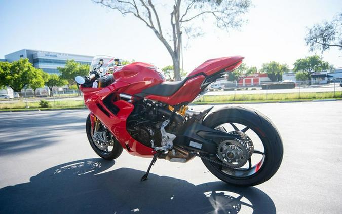 2023 Ducati SUPERSPORT S