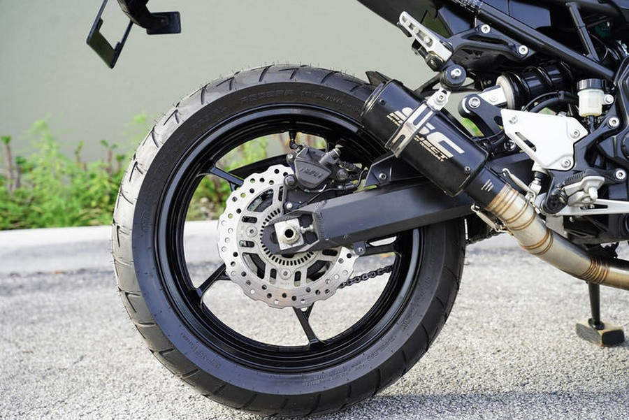 2024 Kawasaki Z900 ABS Metallic Spark Black/Metallic Matte Dark Gray