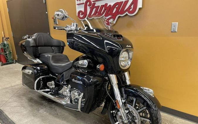 2021 Indian Motorcycle® Roadmaster® Limited Thunder Black Azure Crystal