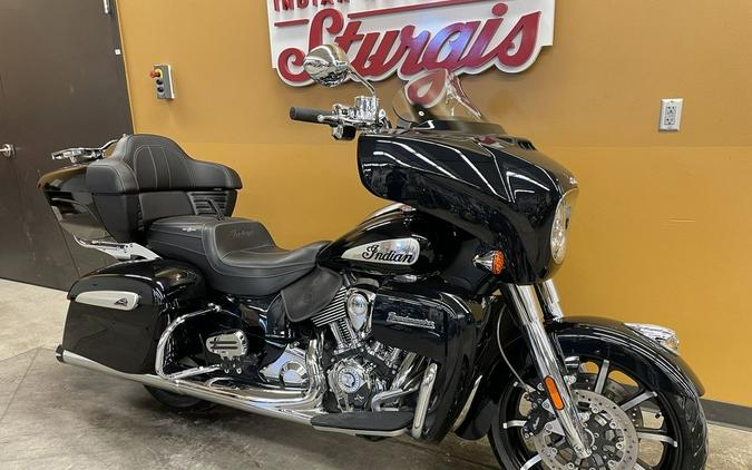 2021 Indian Motorcycle® Roadmaster® Limited Thunder Black Azure Crystal