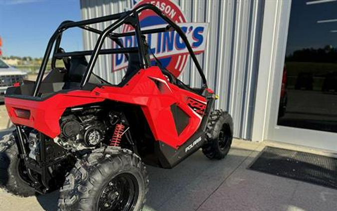2025 Polaris RZR 200 EFI