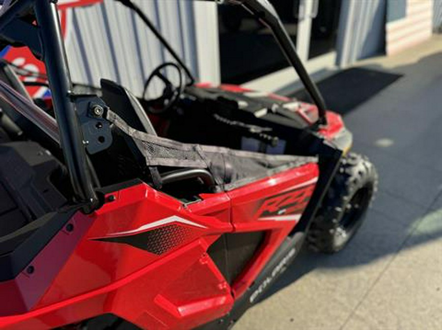 2025 Polaris RZR 200 EFI