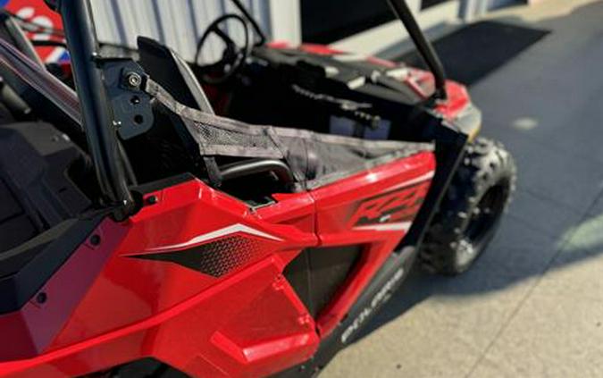 2025 Polaris RZR 200 EFI