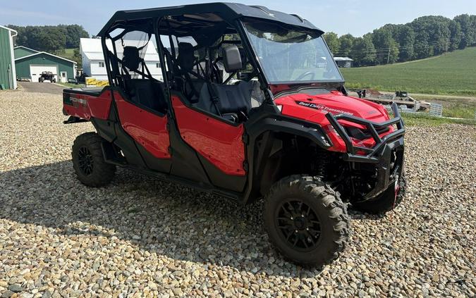 2023 Honda® Pioneer 1000-6 Deluxe Crew