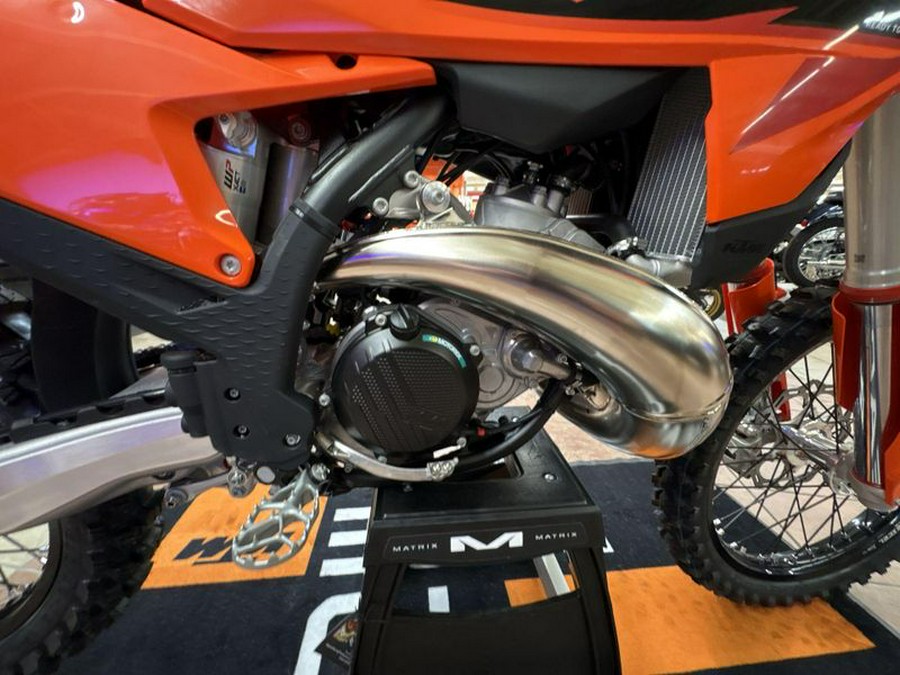 New 2025 KTM SX 300