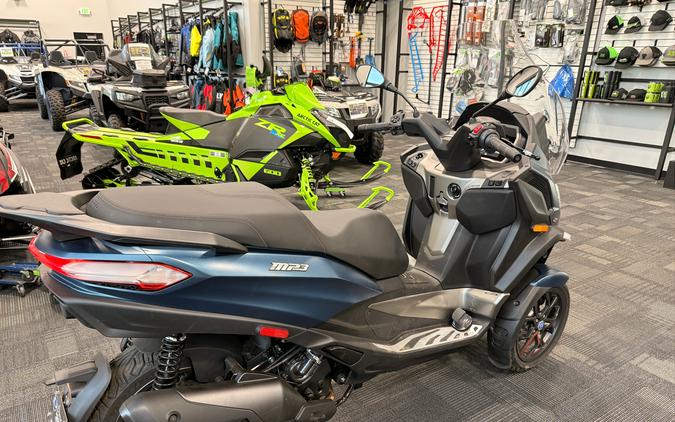 2025 Piaggio MP3 530 Exclusive