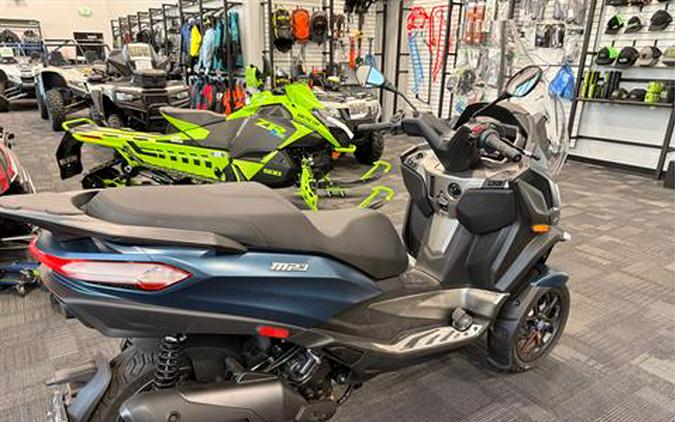 2025 Piaggio MP3 530 Exclusive
