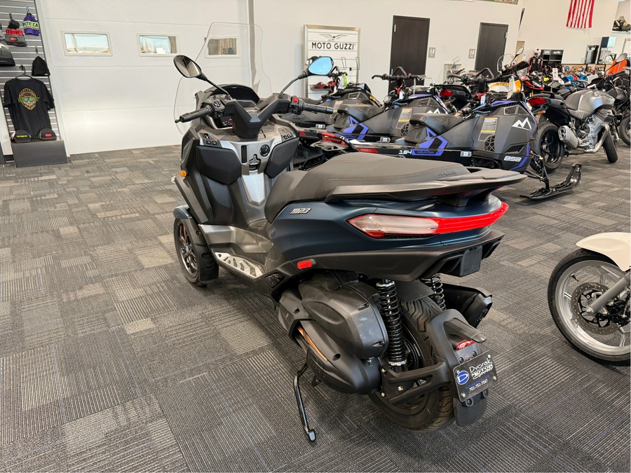 2025 Piaggio MP3 530 Exclusive