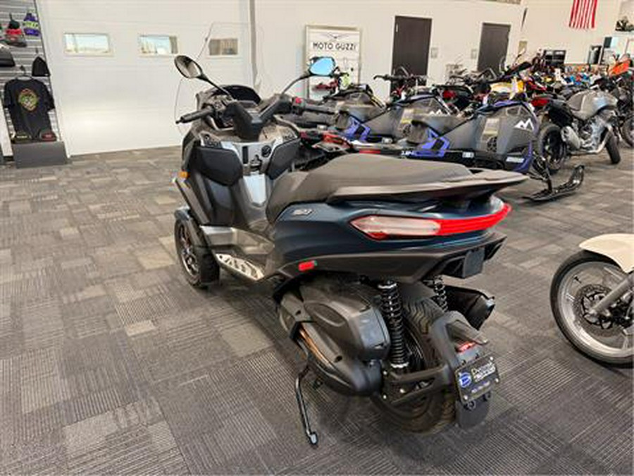 2025 Piaggio MP3 530 Exclusive