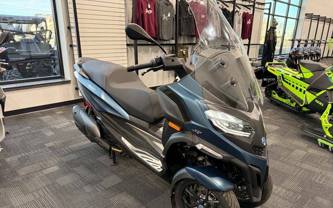 2025 Piaggio MP3 530 Exclusive